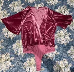 Another Story Burgundy Velvet Short Sleeve Bodysuit